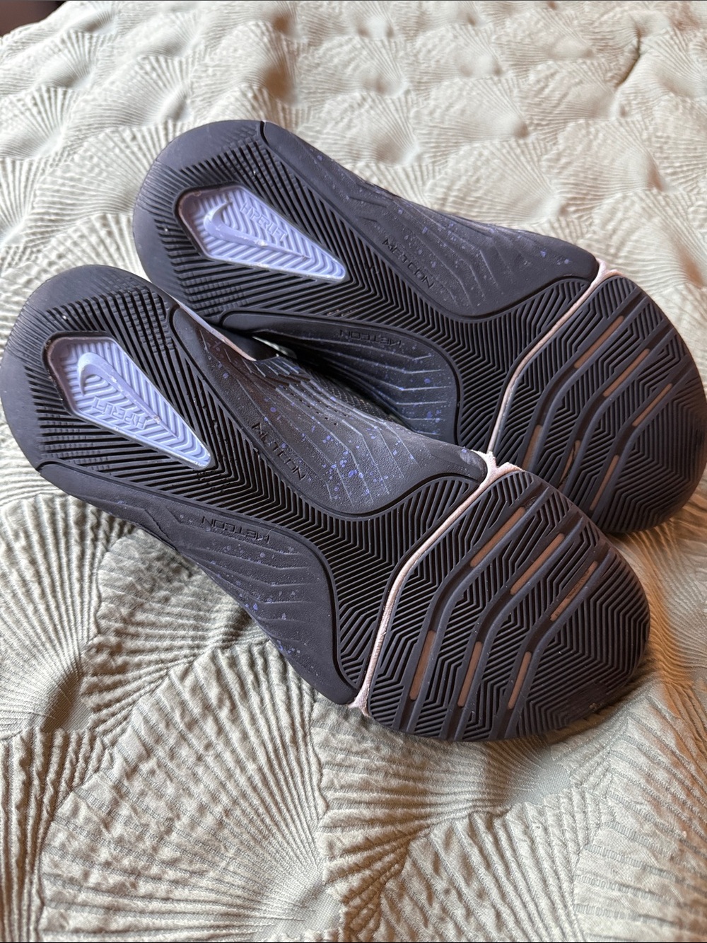 Nike Metcons - Picture 4 of 5